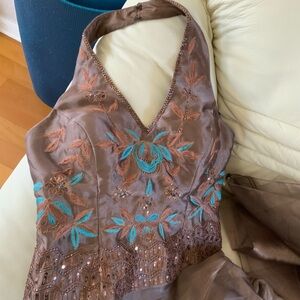 Elegant Sequin Embellished Evening Dress